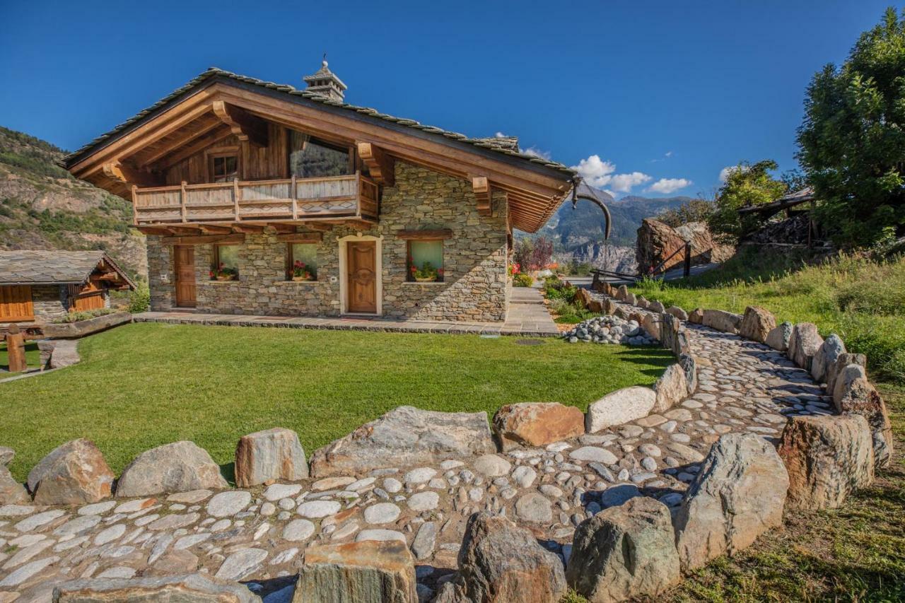 Casa Vacanze Petit Haury - Alloggi Ad Uso Turistico Vda Arvier N 0039 E N 0040 - Ngoại thất bức ảnh